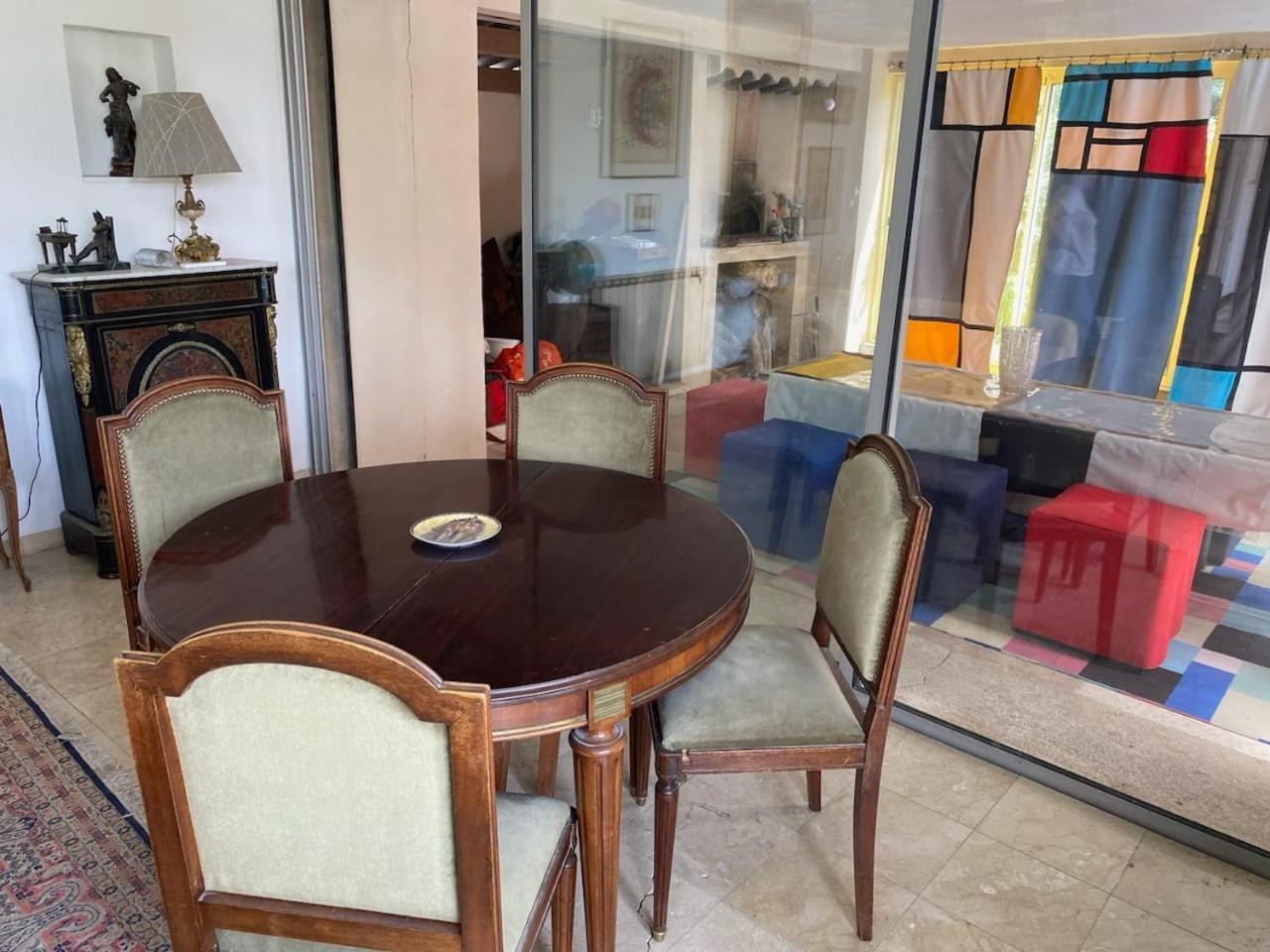 Chambre Chez L'Habitant Avec Piscine Marseille Luaran gambar